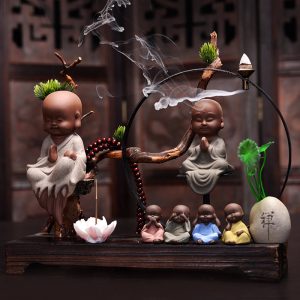 Thác trầm hương chú tiểu đẹp CD1060