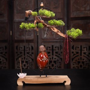 Thác khói trầm hương mẫu chú tiểu CD1067