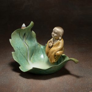 Thác khói trầm hương tượng Phật trên lá CD1054