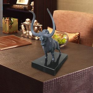 Tượng bò tót sừng dài trang trí CD578