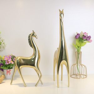 Tượng hươu bằng đồng decor CD525