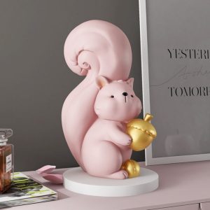 Tượng chú thỏ ăn hạt dẻ CD1458