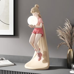 Tượng cô gái ôm bóng đẹp CD1431