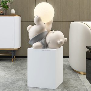 Tượng để sàn chú gấu tinh nghịch CD1516