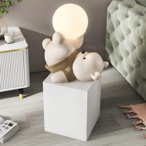 Tượng để sàn chú gấu tinh nghịch CD1516