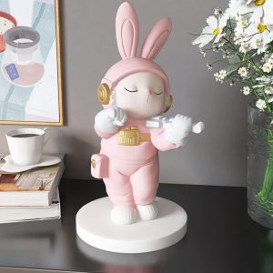 Tượng thỏ phi hành gia đánh đàn CD1531