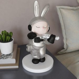 Tượng thỏ phi hành gia đánh đàn CD1531