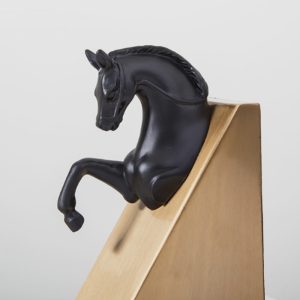 Đồ để bàn chặn sách hình đầu ngựa CD561