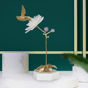 Chim ruồi hút mật CD151