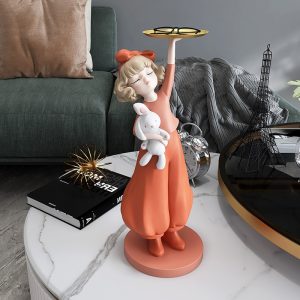 Tượng decor cô gái bưng khay để cạnh sofa phòng khách đẹp mắt CD403