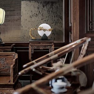 Decor phòng khách cây tùng tựa đồng điếu ngọc CD224