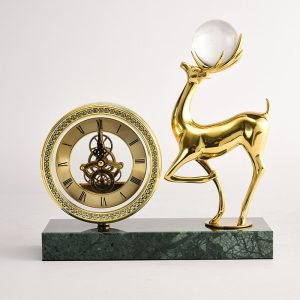 Đồng hồ để bàn hình hươu