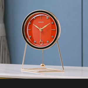 Đồng hồ để bàn quả lắc xinh xắn