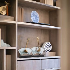 Decor phòng khách mô hình đàn nhị trang trí mang phong cách Trung Hoa CD259