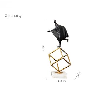 Decor phòng khách Tượng nghệ sĩ xiếc CD123