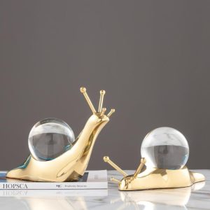 Đồ để bàn ốc sên CD550