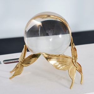 Mô hình quả cầu pha lê hồ điệp CD57