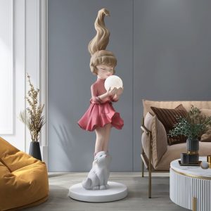 Tượng bé gái ôm đèn CD1330