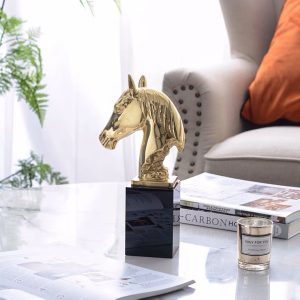 Decor phòng khách mô hình đầu ngựa để bàn CD441