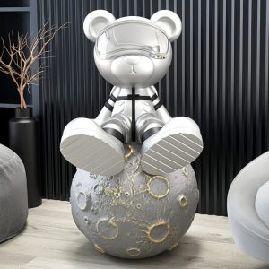 Tượng gấu ngồi trên hành tinh CD1328