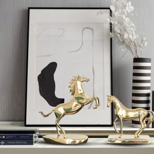 Ngựa đồng mạ vàng trang trí kệ tivi CD58