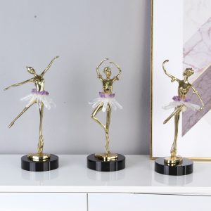 Nghệ sĩ múa ballet trang trí kệ tivi CD158