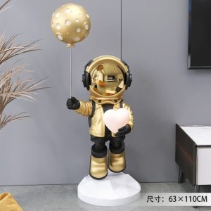 Tượng decor phi hành gia ôm bóng CD904