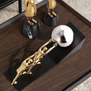 Đồ để bàn mô hình đoàn kết trang trí văn phòng CD204